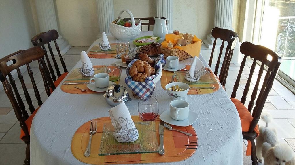 Domaine De Bailheron Otel Béziers Oda fotoğraf